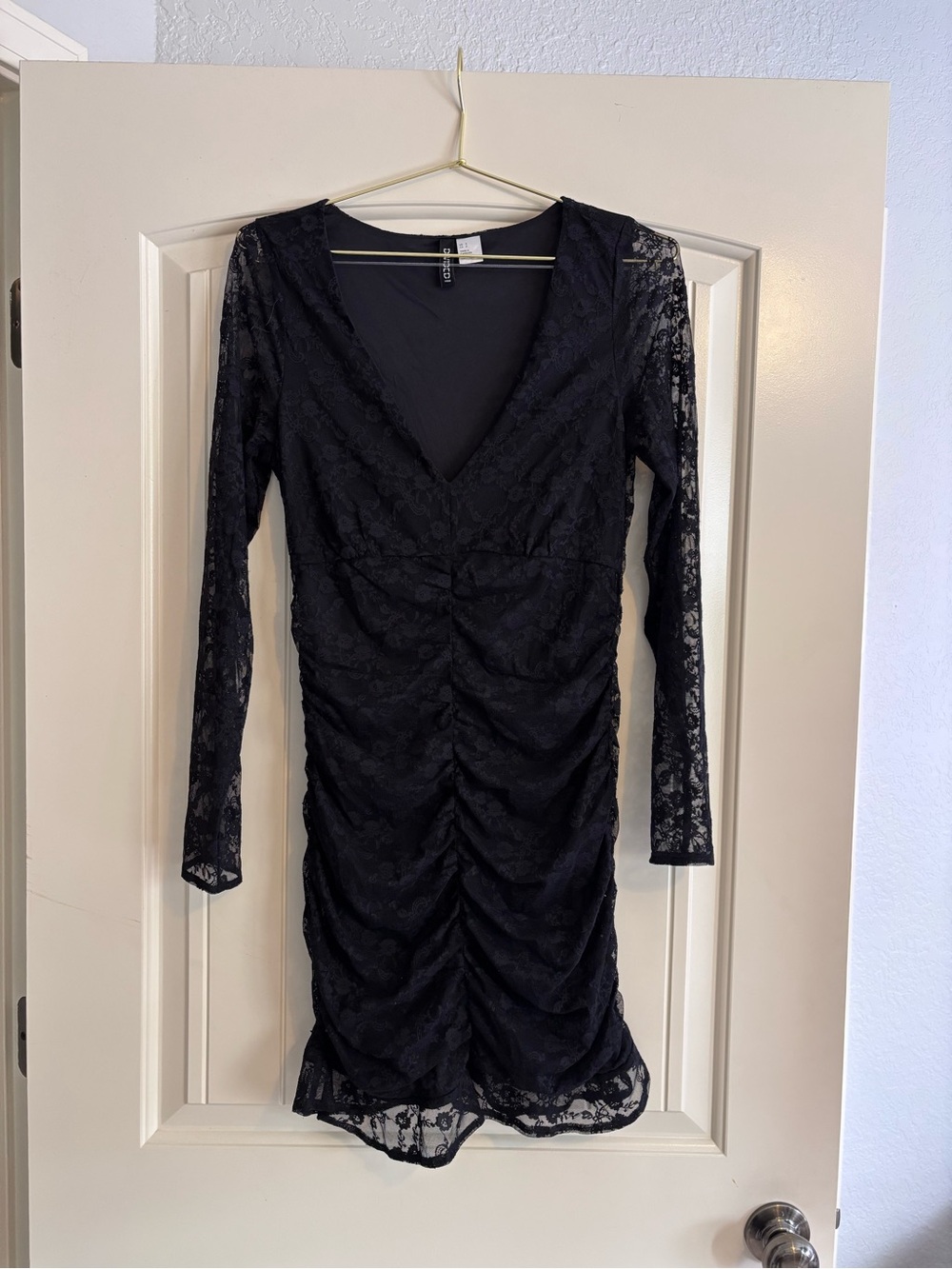 H&M Black Lace coquette goth Ruched Long Sleeve Mini Dress Women’s Size Small